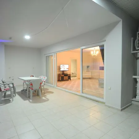 Villa Lux White 3 *